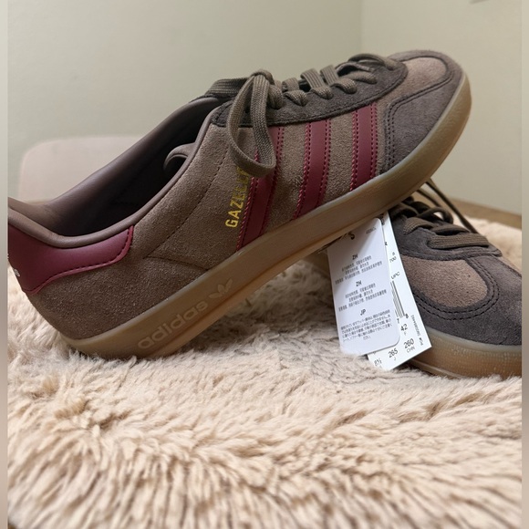 Adidas Men's Brown and Red Sneakers - Picture 10 of 12